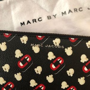 Marc Jacobs  popcorn wallet